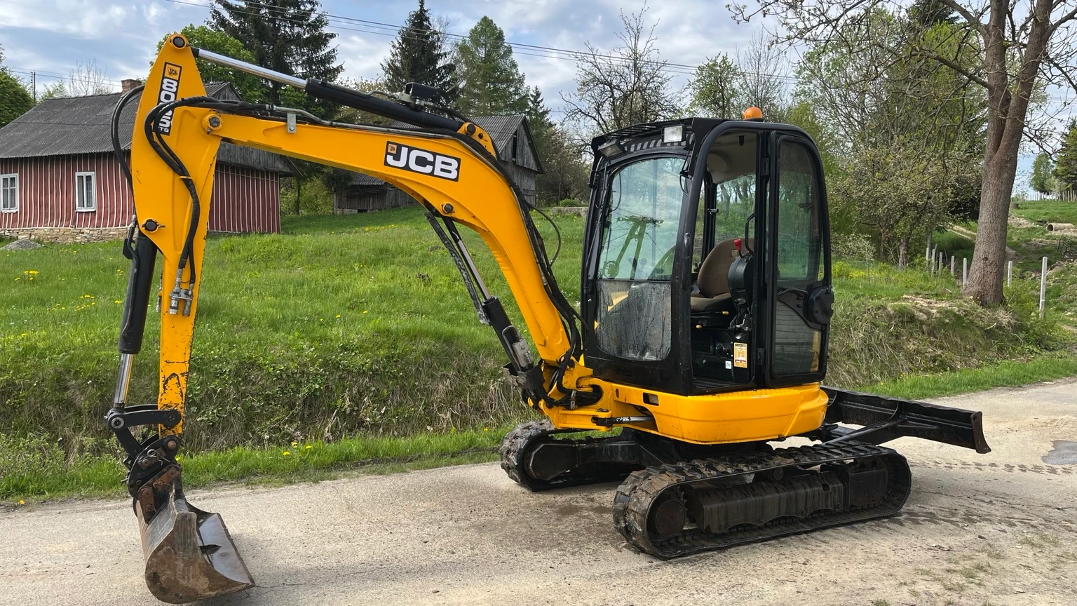 Minikoparka JCB 8035